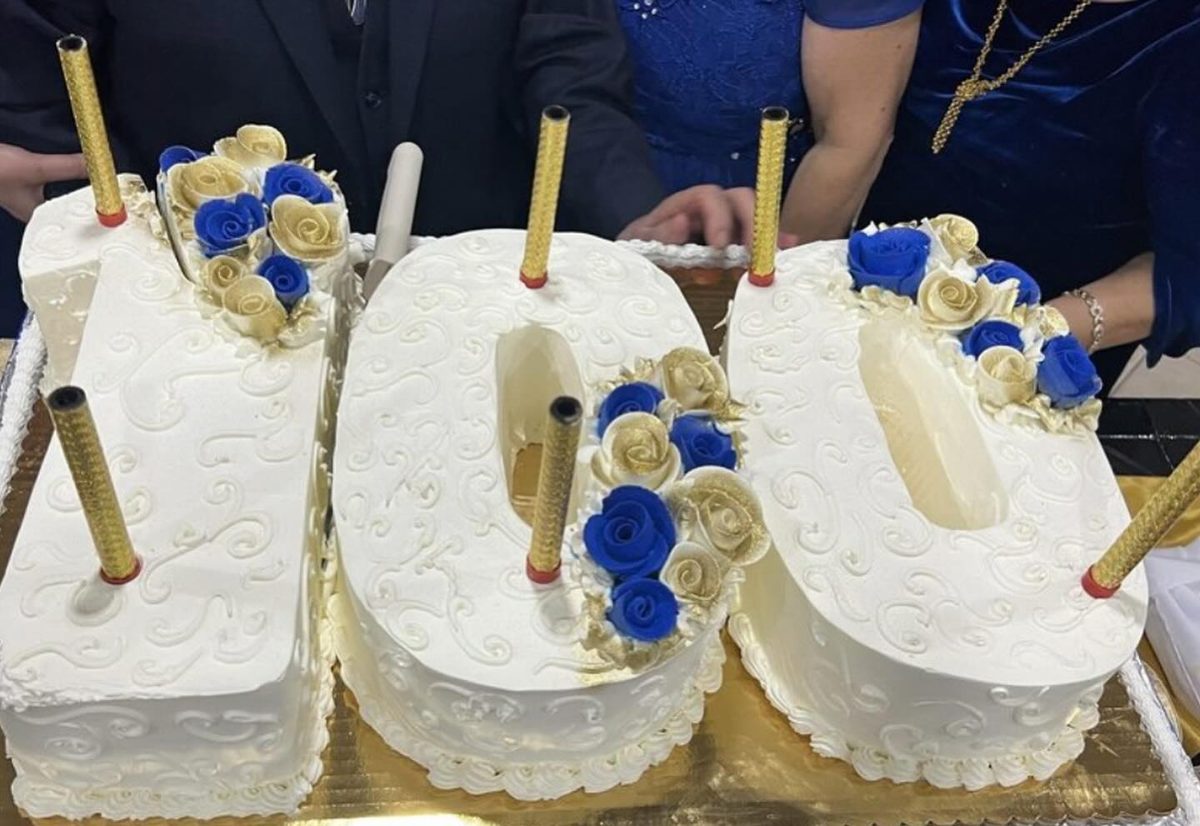 100 Rose Cake With Gold Sparklers from Tarzana Bakery